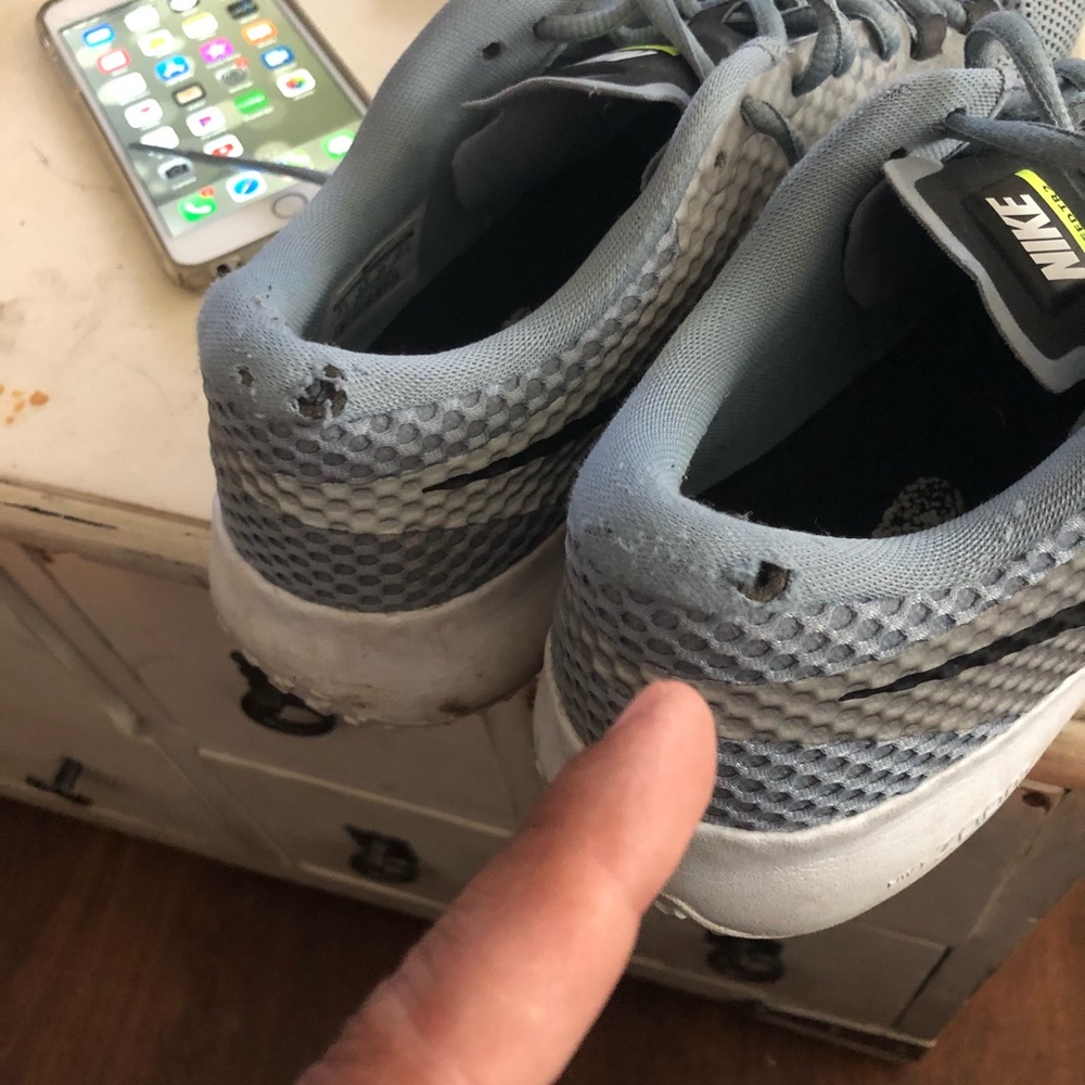 Nike’s - Picture 6 of 6